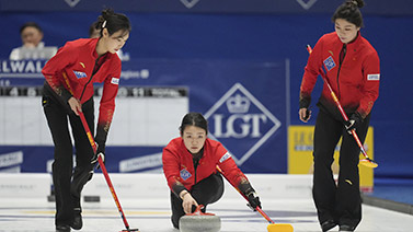 乐部管理层 乐部管理层